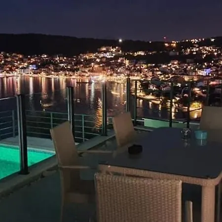 Apartment Julia Trogir Exterior photo